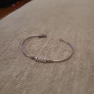 LUCA&DANNI MIMi SILVER Tone BANGLE BRACELET WITH CLASP BORN IN USA